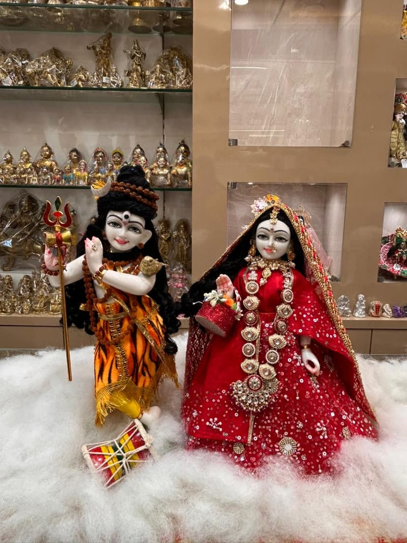 Shiv Parvati Idol